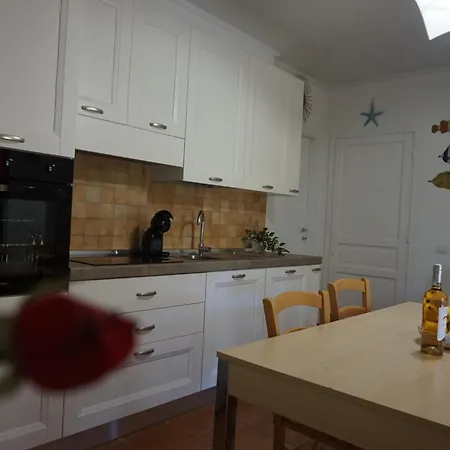 Апартаменты Rosanna House In Bombarde